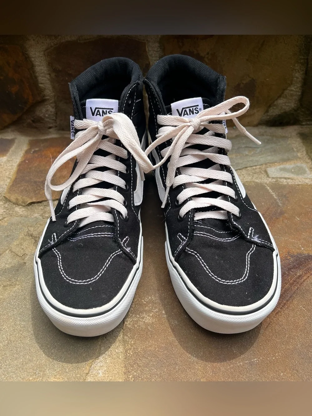 Vans SK-8 Women’s Size 7 Black & White High-Top Skate Sneakers